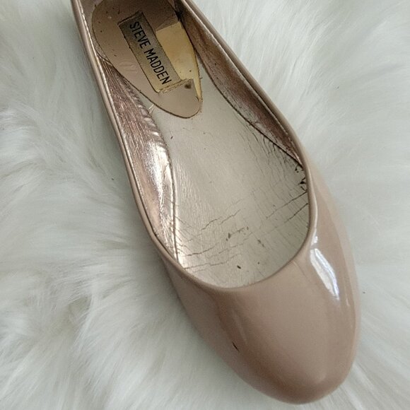 Steve Madden Taupe Flats - Picture 6 of 7
